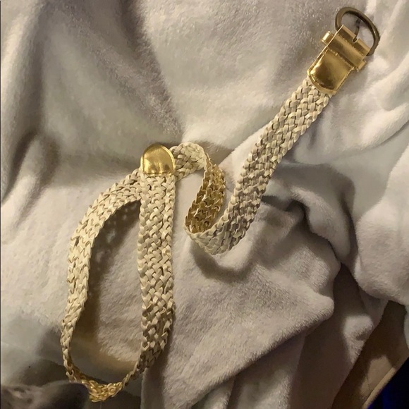 Braided Golden Belt - Excellent Condition - 42 in - Picture 6 of 6
